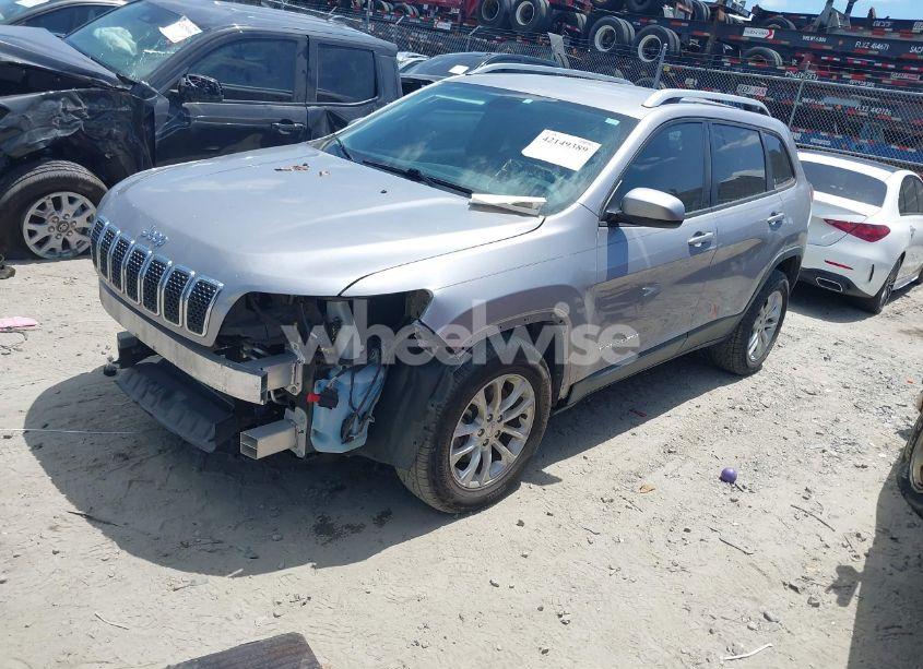 Photo 2 of 2020 Jeep Cherokee LATITUDE FWD (VIN 1C4PJLCB6LD582449)
