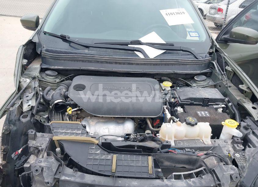 Photo 10 of 2021 Jeep Cherokee LATITUDE FWD (VIN 1C4PJLCB6MD156200)