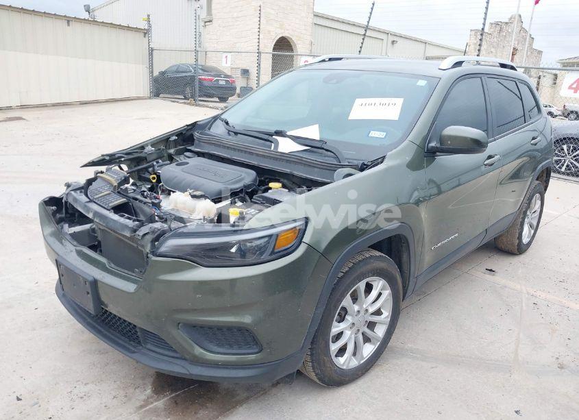 Photo 2 of 2021 Jeep Cherokee LATITUDE FWD (VIN 1C4PJLCB6MD156200)