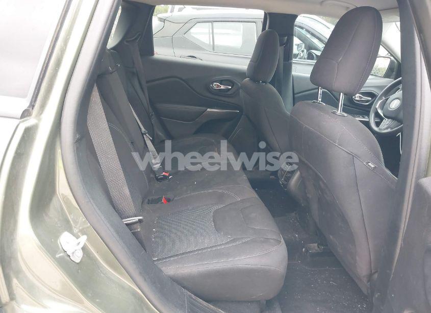 Photo 8 of 2021 Jeep Cherokee LATITUDE FWD (VIN 1C4PJLCB6MD156200)