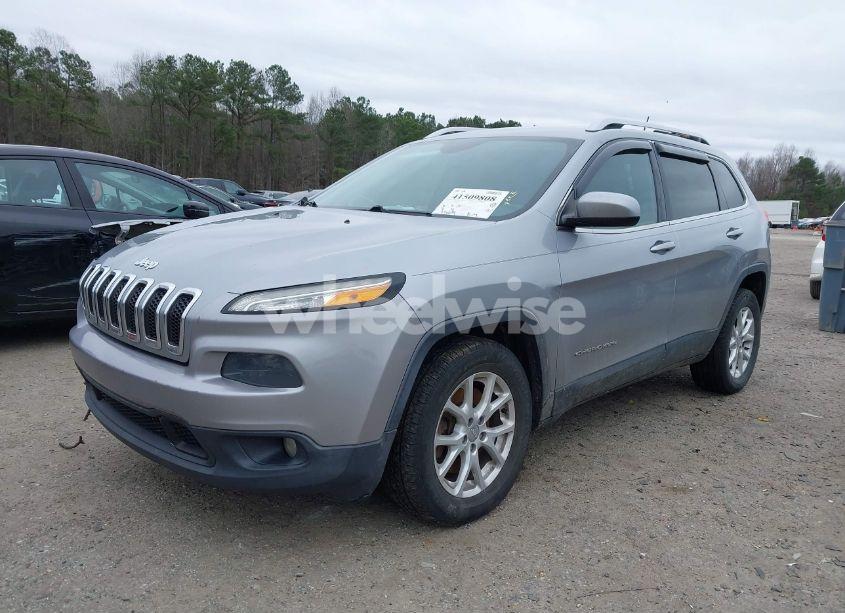 Photo 2 of 2014 Jeep Cherokee LATITUDE (VIN 1C4PJLCB7EW170578)
