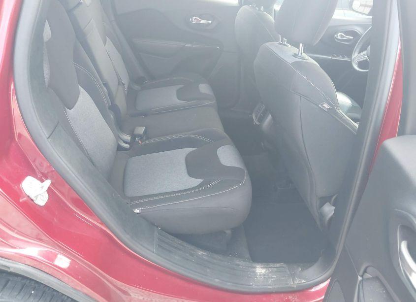 Photo 8 of 2014 Jeep Cherokee LATITUDE (VIN 1C4PJLCB7EW323797)