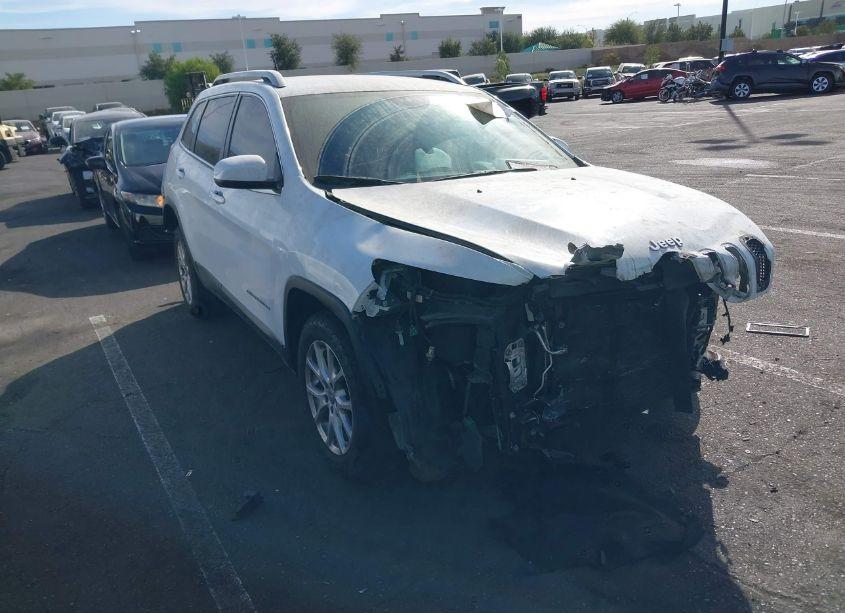 2015 Jeep Cherokee LATITUDE (VIN 1C4PJLCB7FW656843) main photo