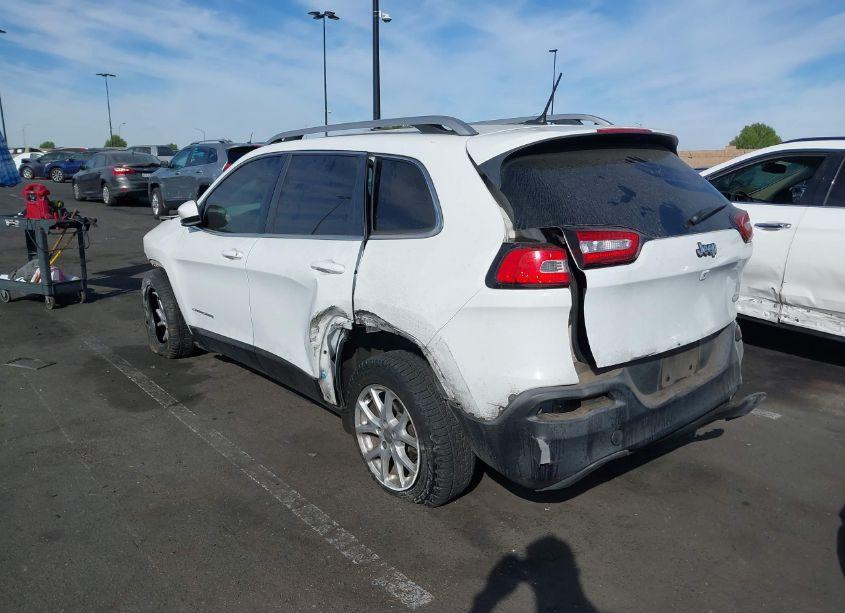 Photo 14 of 2015 Jeep Cherokee LATITUDE (VIN 1C4PJLCB7FW656843)