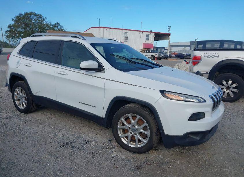 2015 Jeep Cherokee LATITUDE (VIN 1C4PJLCB7FW677644) main photo