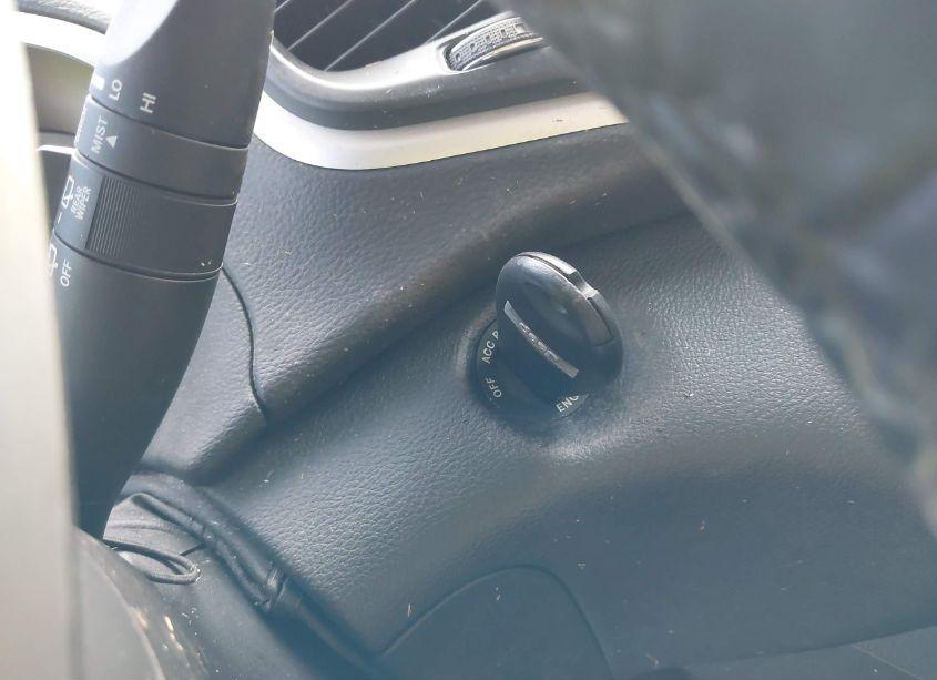 Photo 11 of 2015 Jeep Cherokee LATITUDE (VIN 1C4PJLCB7FW677644)