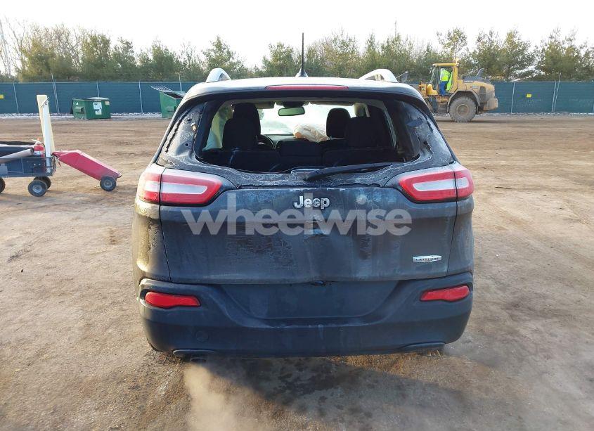 Photo 17 of 2015 Jeep Cherokee LATITUDE (VIN 1C4PJLCB7FW712232)