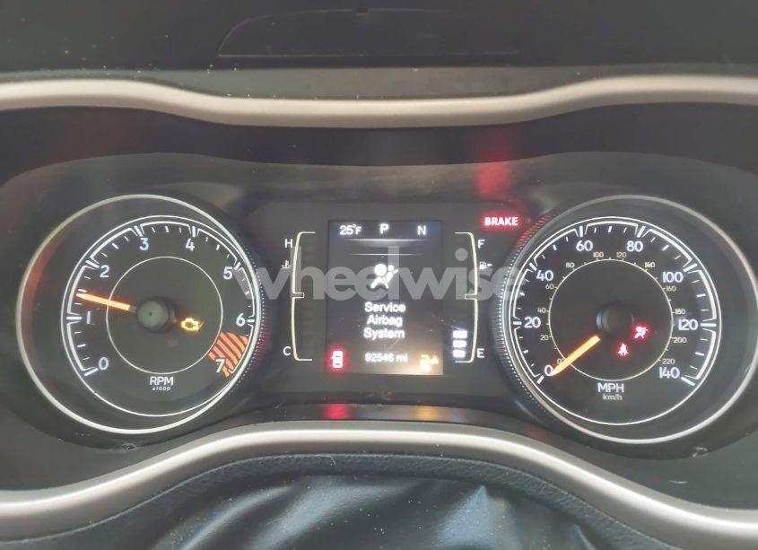 Photo 7 of 2015 Jeep Cherokee LATITUDE (VIN 1C4PJLCB7FW712232)