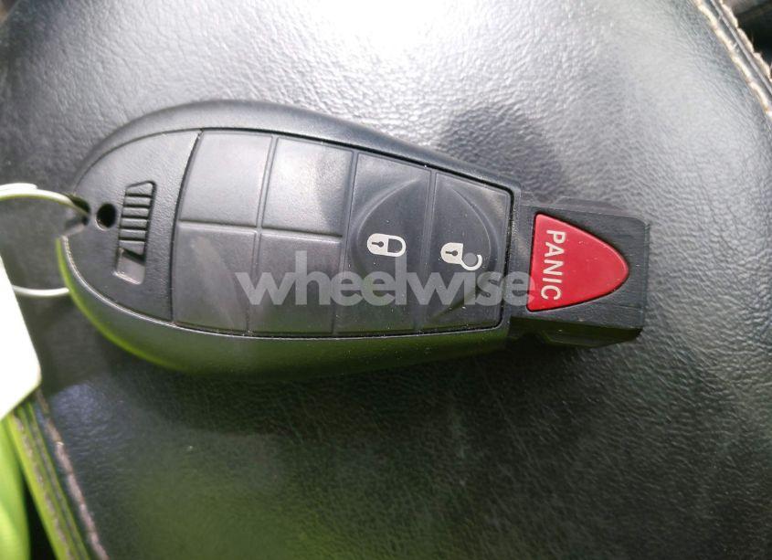 Photo 11 of 2015 Jeep Cherokee LATITUDE (VIN 1C4PJLCB7FW737356)