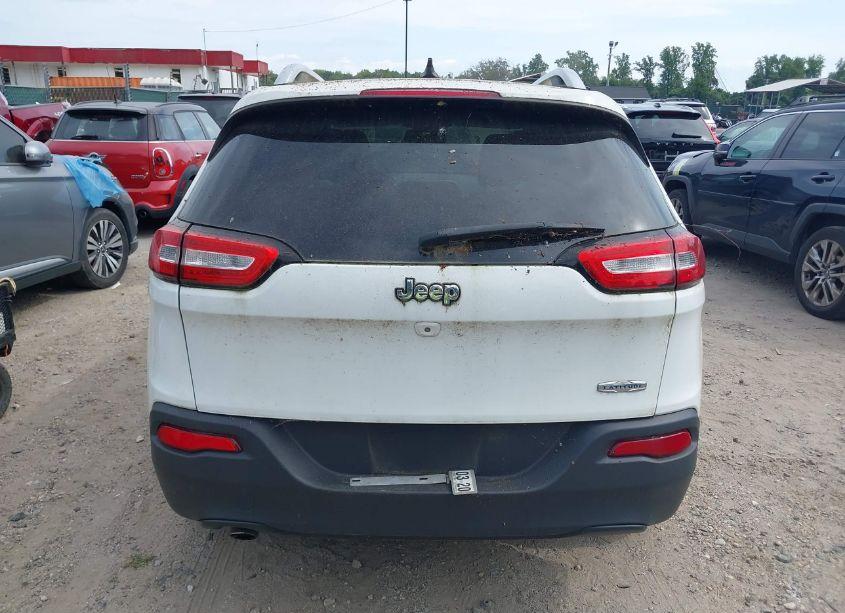 Photo 16 of 2015 Jeep Cherokee LATITUDE (VIN 1C4PJLCB7FW747224)