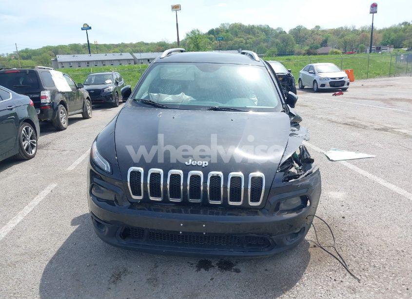 Photo 12 of 2016 Jeep Cherokee LATITUDE (VIN 1C4PJLCB7GW201332)