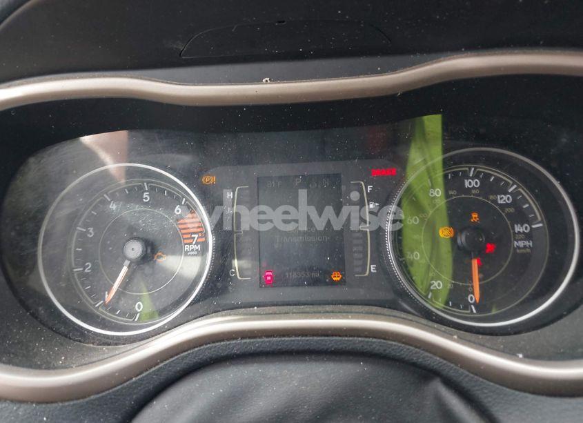 Photo 7 of 2016 Jeep Cherokee LATITUDE (VIN 1C4PJLCB7GW201332)