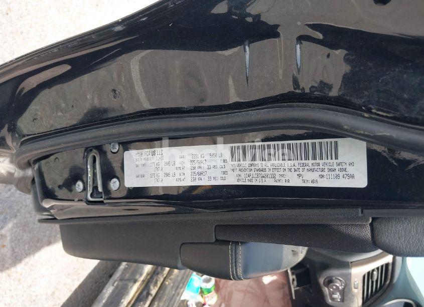 Photo 9 of 2016 Jeep Cherokee LATITUDE (VIN 1C4PJLCB7GW201332)