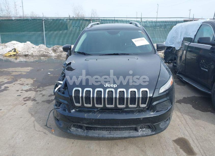 Photo 12 of 2016 Jeep Cherokee LATITUDE (VIN 1C4PJLCB7GW212640)