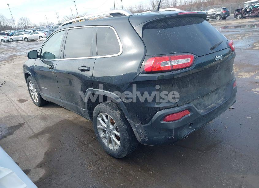 Photo 3 of 2016 Jeep Cherokee LATITUDE (VIN 1C4PJLCB7GW212640)