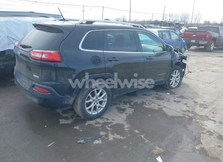 Photo 4 of 2016 Jeep Cherokee LATITUDE (VIN 1C4PJLCB7GW212640)