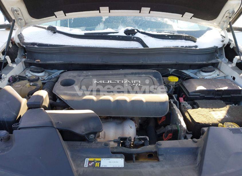 Photo 10 of 2016 Jeep Cherokee LATITUDE (VIN 1C4PJLCB7GW307005)