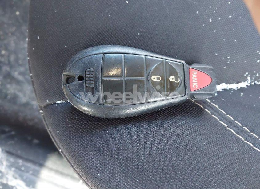 Photo 11 of 2016 Jeep Cherokee LATITUDE (VIN 1C4PJLCB7GW307005)