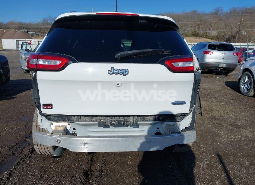 Photo 16 of 2016 Jeep Cherokee LATITUDE (VIN 1C4PJLCB7GW307005)