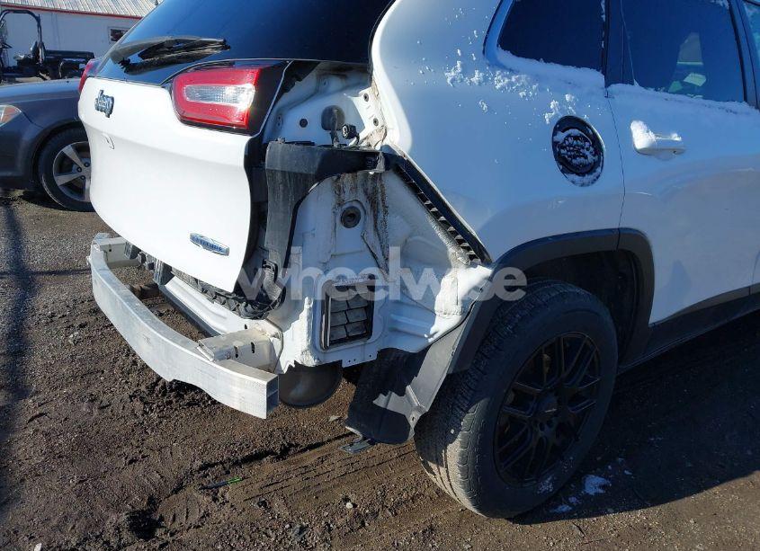 Photo 17 of 2016 Jeep Cherokee LATITUDE (VIN 1C4PJLCB7GW307005)