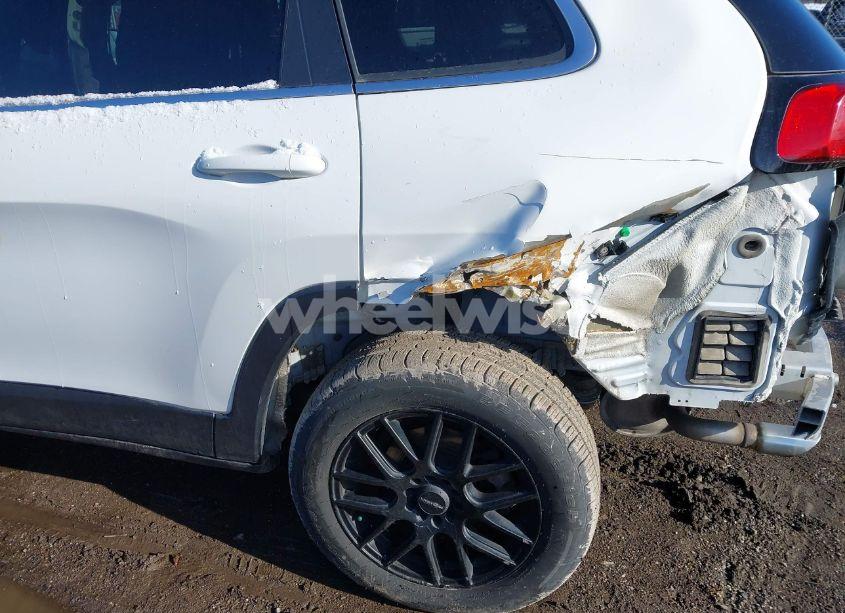 Photo 19 of 2016 Jeep Cherokee LATITUDE (VIN 1C4PJLCB7GW307005)