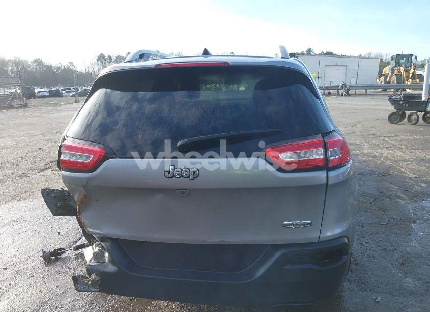 Photo 15 of 2017 Jeep Cherokee LATITUDE FWD (VIN 1C4PJLCB7HW527486)