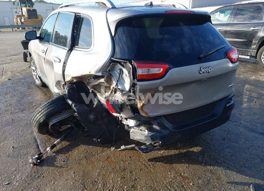 Photo 16 of 2017 Jeep Cherokee LATITUDE FWD (VIN 1C4PJLCB7HW527486)