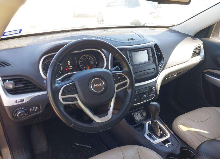 Photo 17 of 2017 Jeep Cherokee LATITUDE FWD (VIN 1C4PJLCB7HW580950)