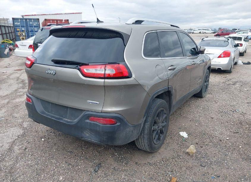 Photo 4 of 2017 Jeep Cherokee LATITUDE FWD (VIN 1C4PJLCB7HW580950)