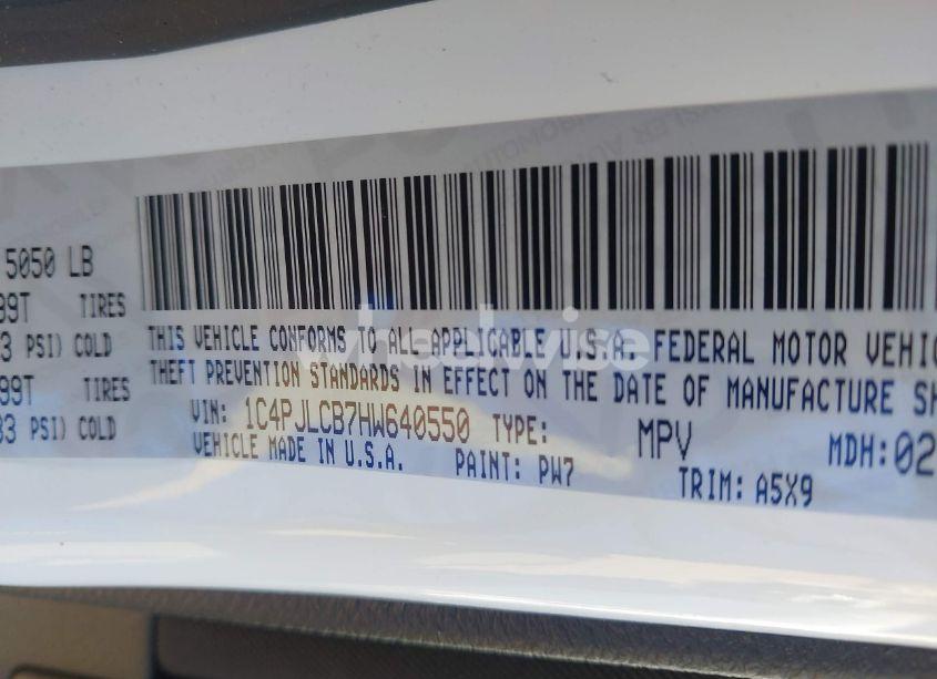 Photo 9 of 2017 Jeep Cherokee LATITUDE FWD (VIN 1C4PJLCB7HW640550)