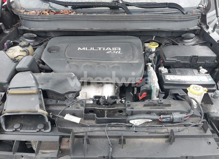 Photo 10 of 2018 Jeep Cherokee LATITUDE FWD (VIN 1C4PJLCB7JD540210)