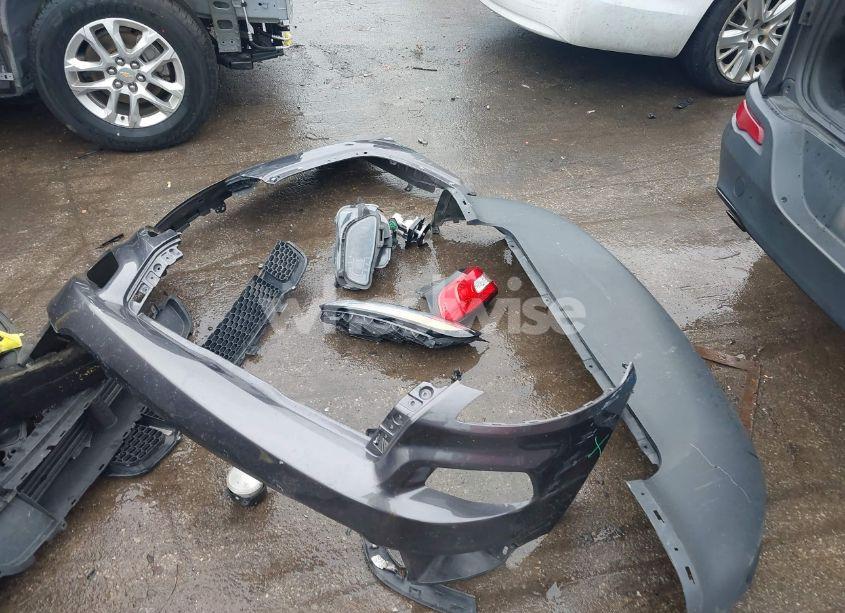 Photo 12 of 2018 Jeep Cherokee LATITUDE FWD (VIN 1C4PJLCB7JD540210)