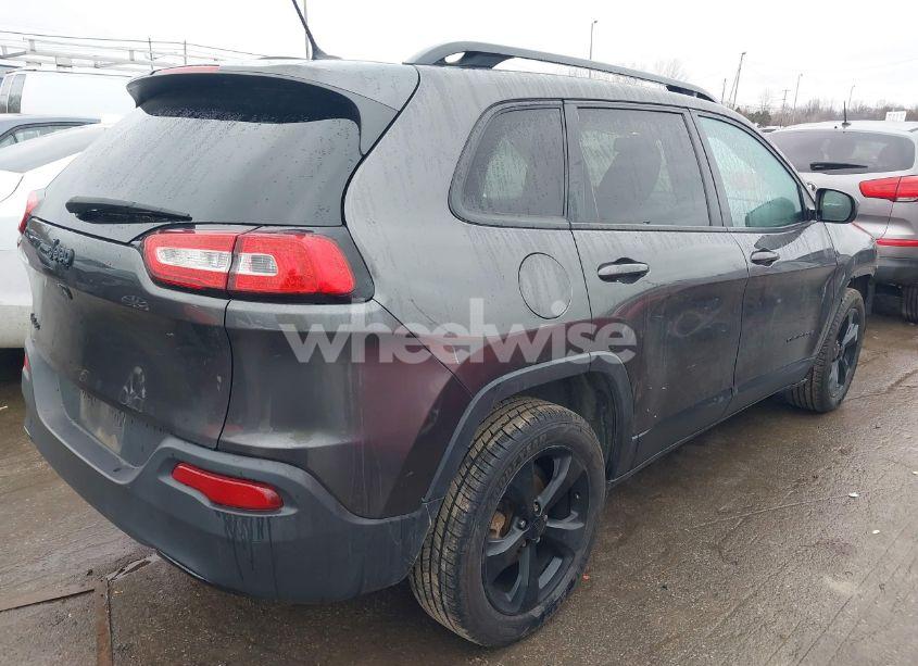 Photo 4 of 2018 Jeep Cherokee LATITUDE FWD (VIN 1C4PJLCB7JD540210)