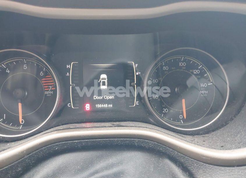 Photo 7 of 2018 Jeep Cherokee LATITUDE FWD (VIN 1C4PJLCB7JD540210)