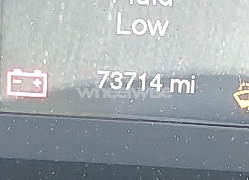 Photo 15 of 2018 Jeep Cherokee LATITUDE FWD (VIN 1C4PJLCB7JD542457)