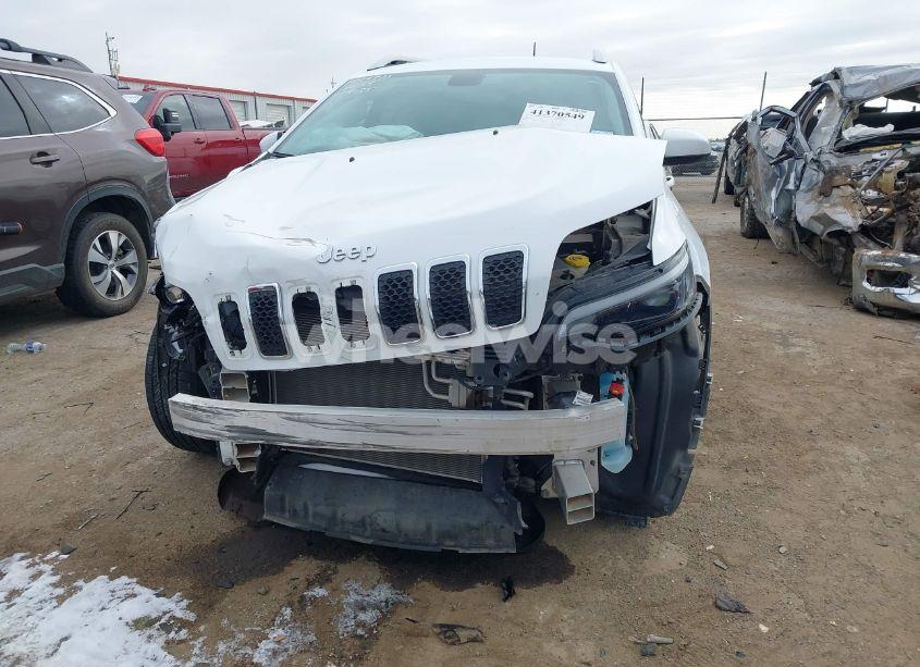 Photo 12 of 2019 Jeep Cherokee LATITUDE FWD (VIN 1C4PJLCB7KD131481)