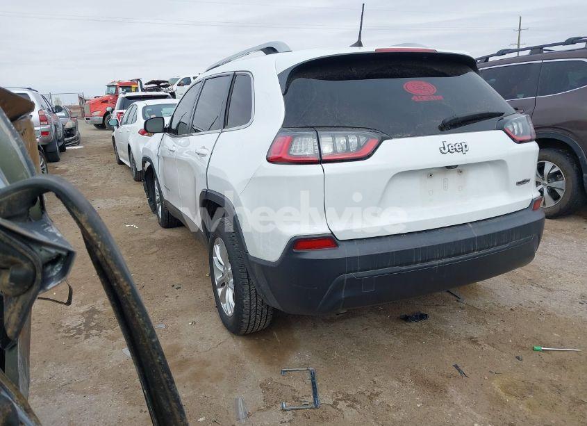 Photo 3 of 2019 Jeep Cherokee LATITUDE FWD (VIN 1C4PJLCB7KD131481)