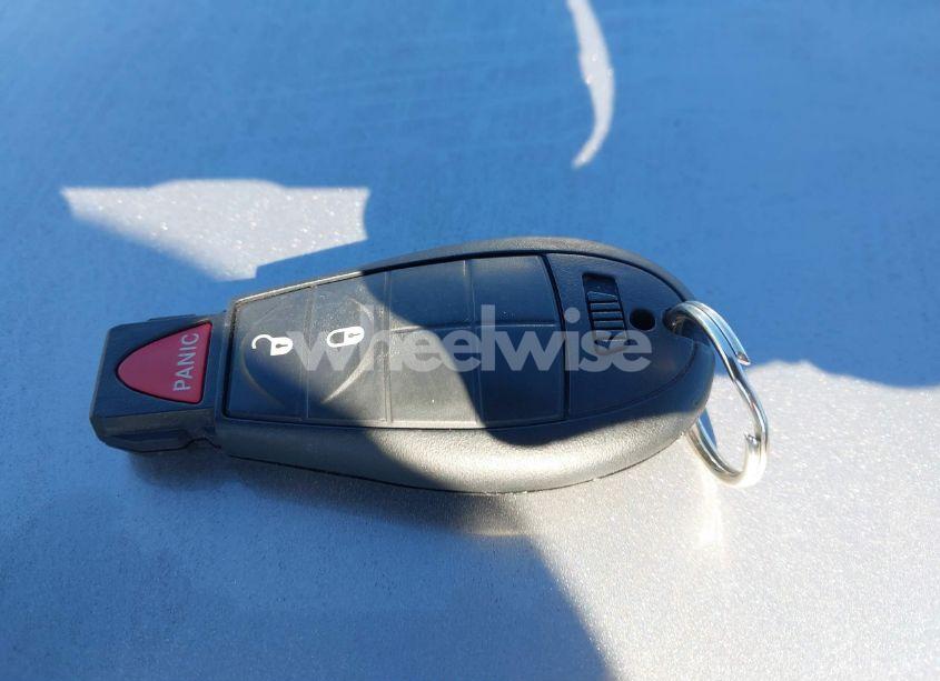 Photo 11 of 2019 Jeep Cherokee LATITUDE FWD (VIN 1C4PJLCB7KD171236)