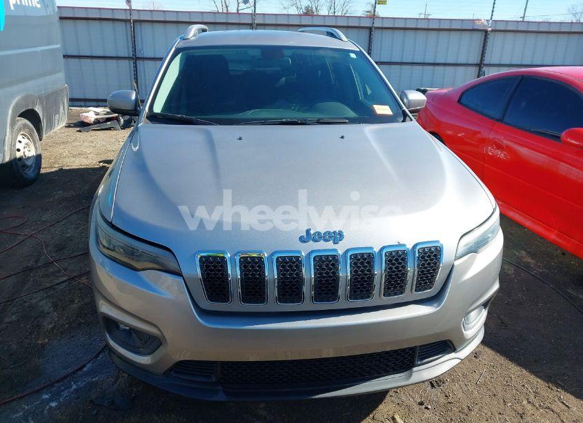 Photo 13 of 2019 Jeep Cherokee LATITUDE FWD (VIN 1C4PJLCB7KD171236)