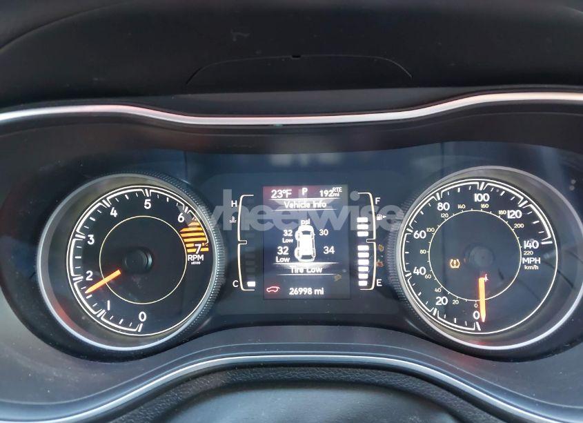 Photo 7 of 2019 Jeep Cherokee LATITUDE FWD (VIN 1C4PJLCB7KD171236)