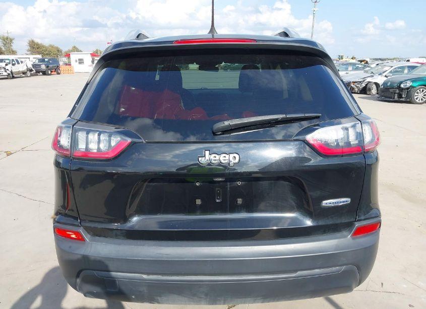 Photo 17 of 2019 Jeep Cherokee LATITUDE FWD (VIN 1C4PJLCB7KD357391)
