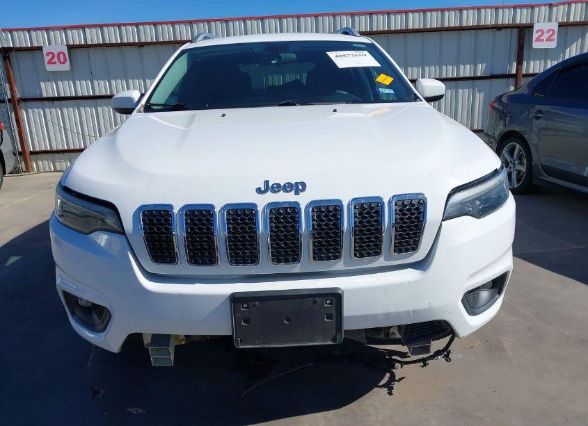 Photo 6 of 2019 Jeep Cherokee LATITUDE FWD (VIN 1C4PJLCB7KD458205)