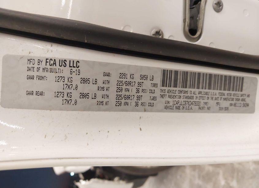 Photo 9 of 2019 Jeep Cherokee LATITUDE FWD (VIN 1C4PJLCB7KD479331)