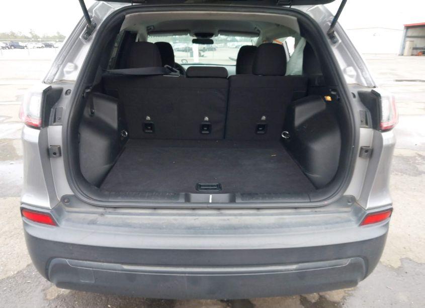 Photo 8 of 2020 Jeep Cherokee LATITUDE FWD (VIN 1C4PJLCB7LD536192)