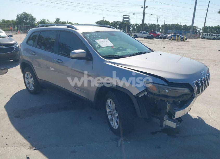 2020 Jeep Cherokee LATITUDE FWD (VIN 1C4PJLCB7LD542428) main photo