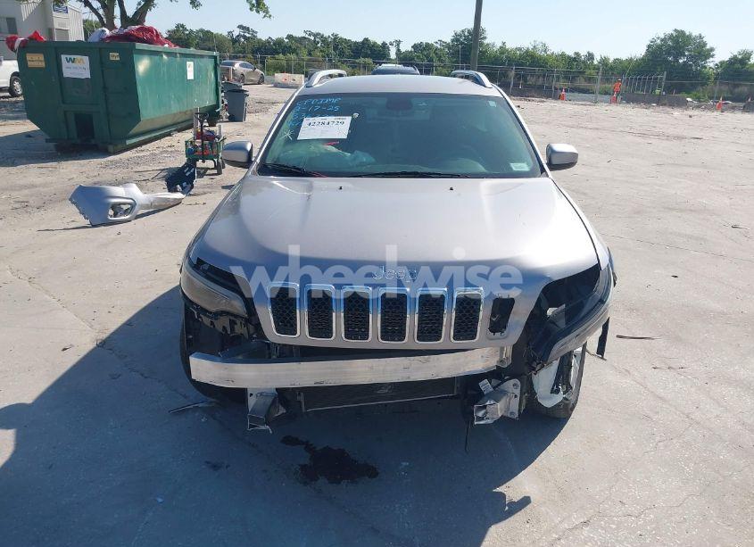 Photo 13 of 2020 Jeep Cherokee LATITUDE FWD (VIN 1C4PJLCB7LD542428)