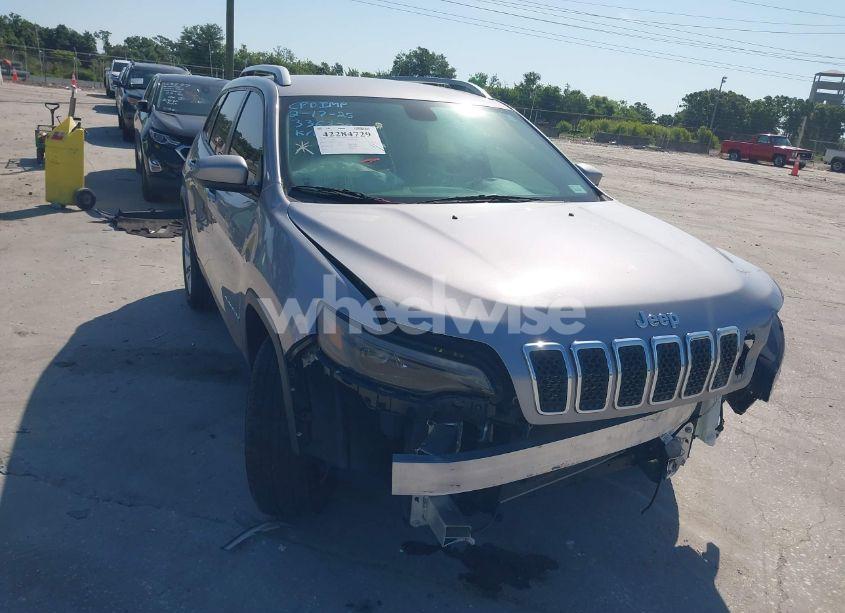 Photo 6 of 2020 Jeep Cherokee LATITUDE FWD (VIN 1C4PJLCB7LD542428)
