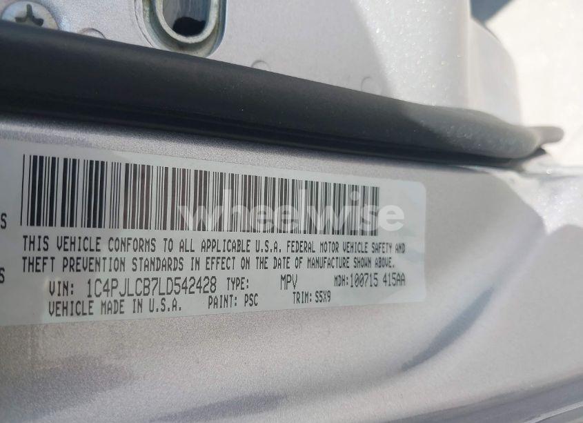 Photo 9 of 2020 Jeep Cherokee LATITUDE FWD (VIN 1C4PJLCB7LD542428)