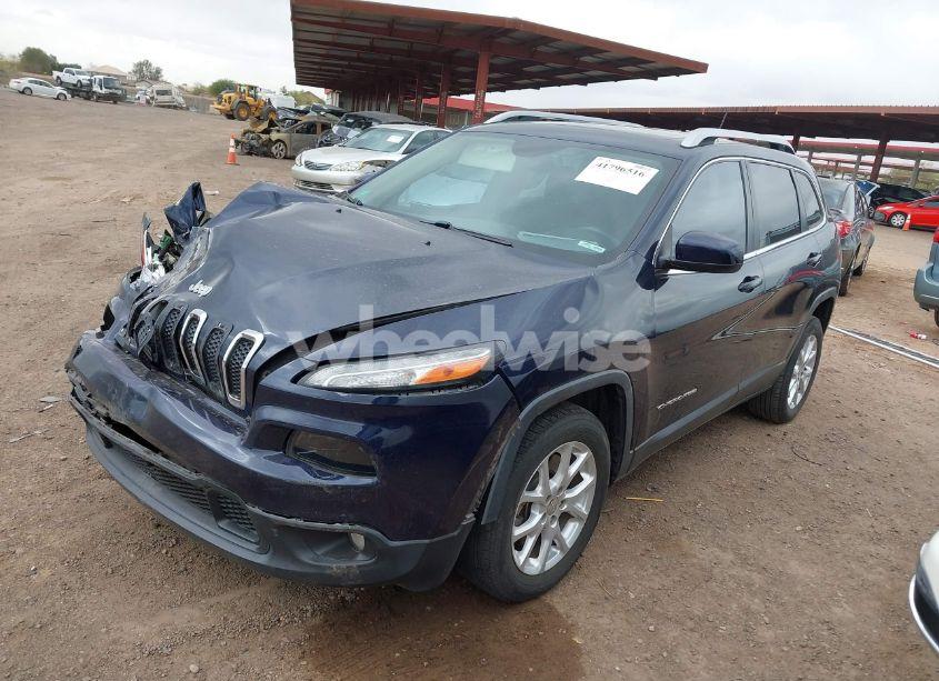 Photo 2 of 2015 Jeep Cherokee LATITUDE (VIN 1C4PJLCB8FW506398)