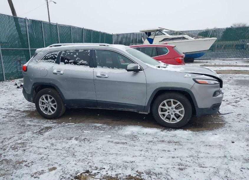 Photo 13 of 2015 Jeep Cherokee LATITUDE (VIN 1C4PJLCB8FW536873)